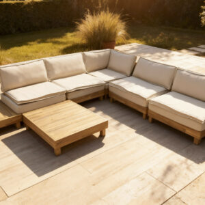 table basse extérieur en acacia massif sur terrasse