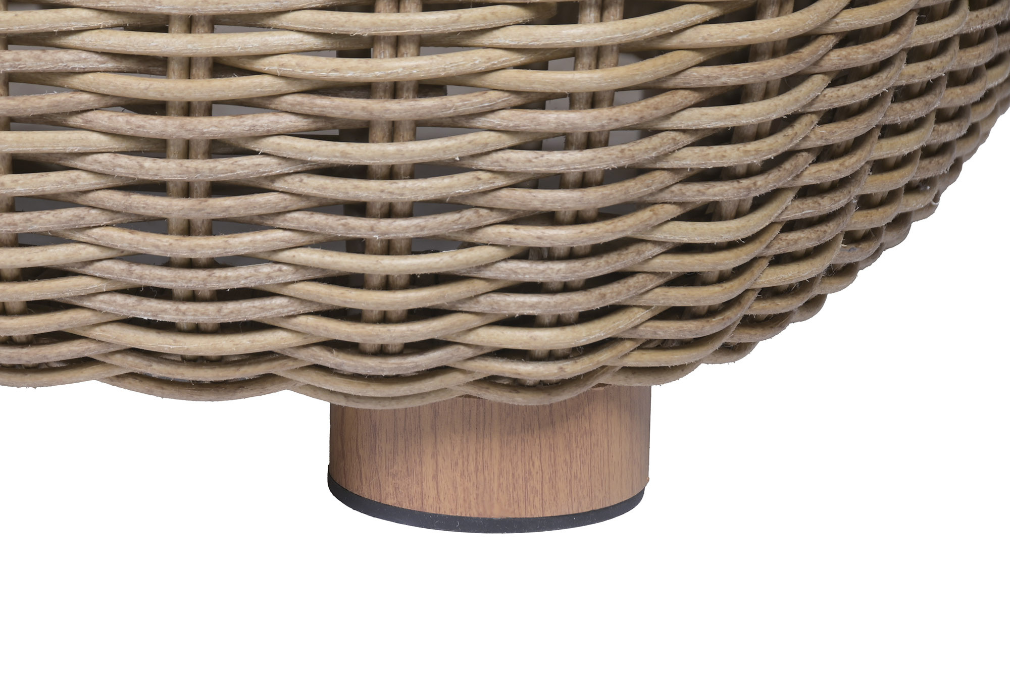 zoom sur pied de salon de jardin d'angle extérieur en rotin synthétique